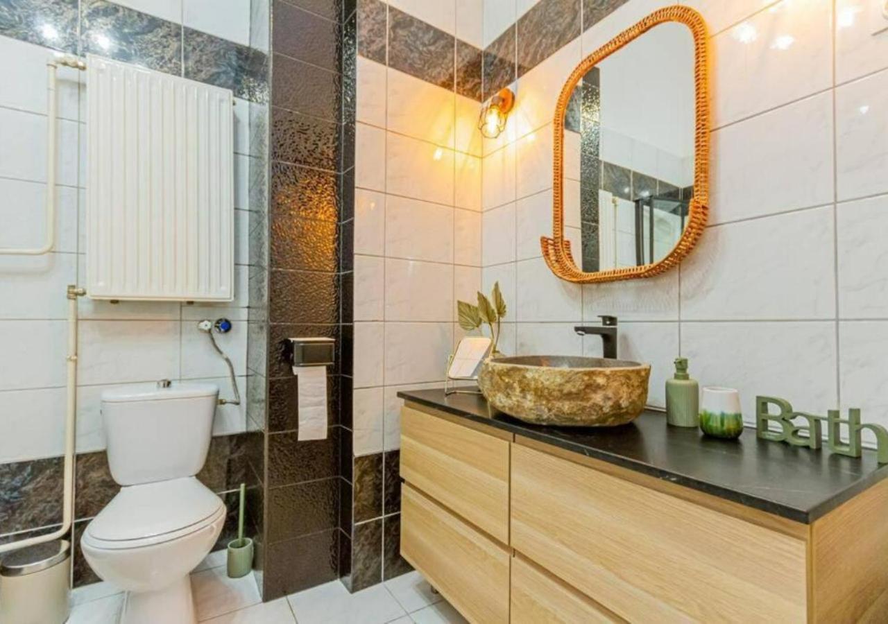Appartement Luxury By The Famous Vaci Street