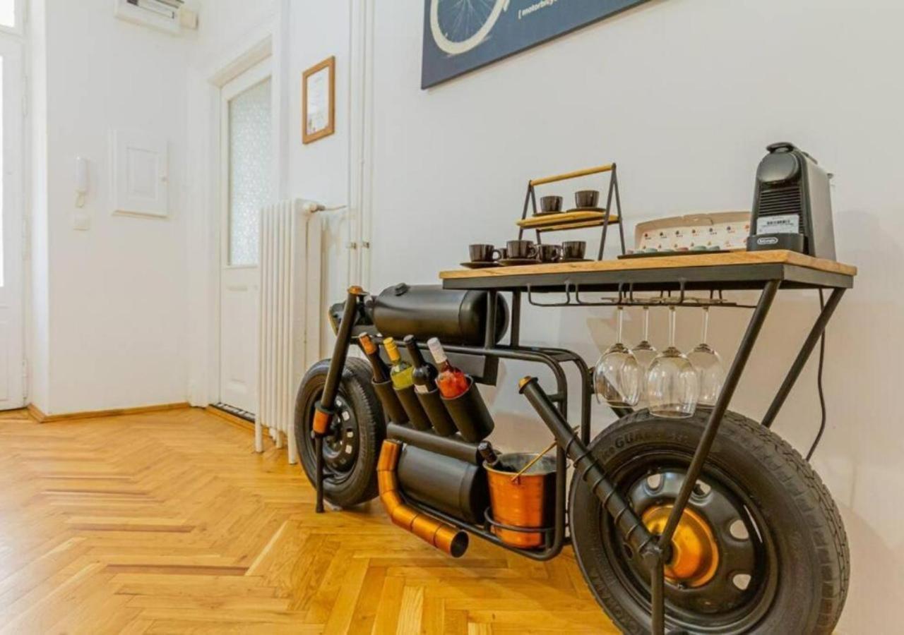 Appartement Luxury By The Famous Vaci Street *